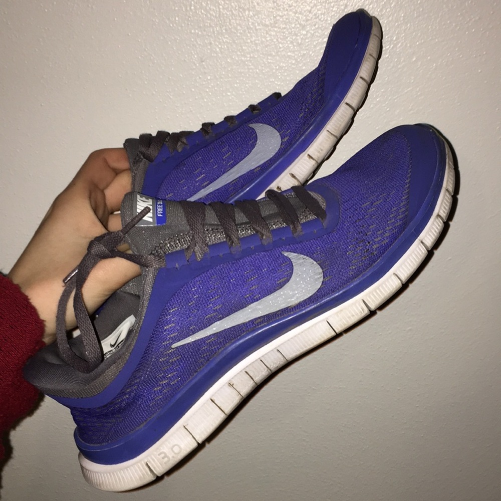 Womens Nike Running Tennis Shoe Size 8.5